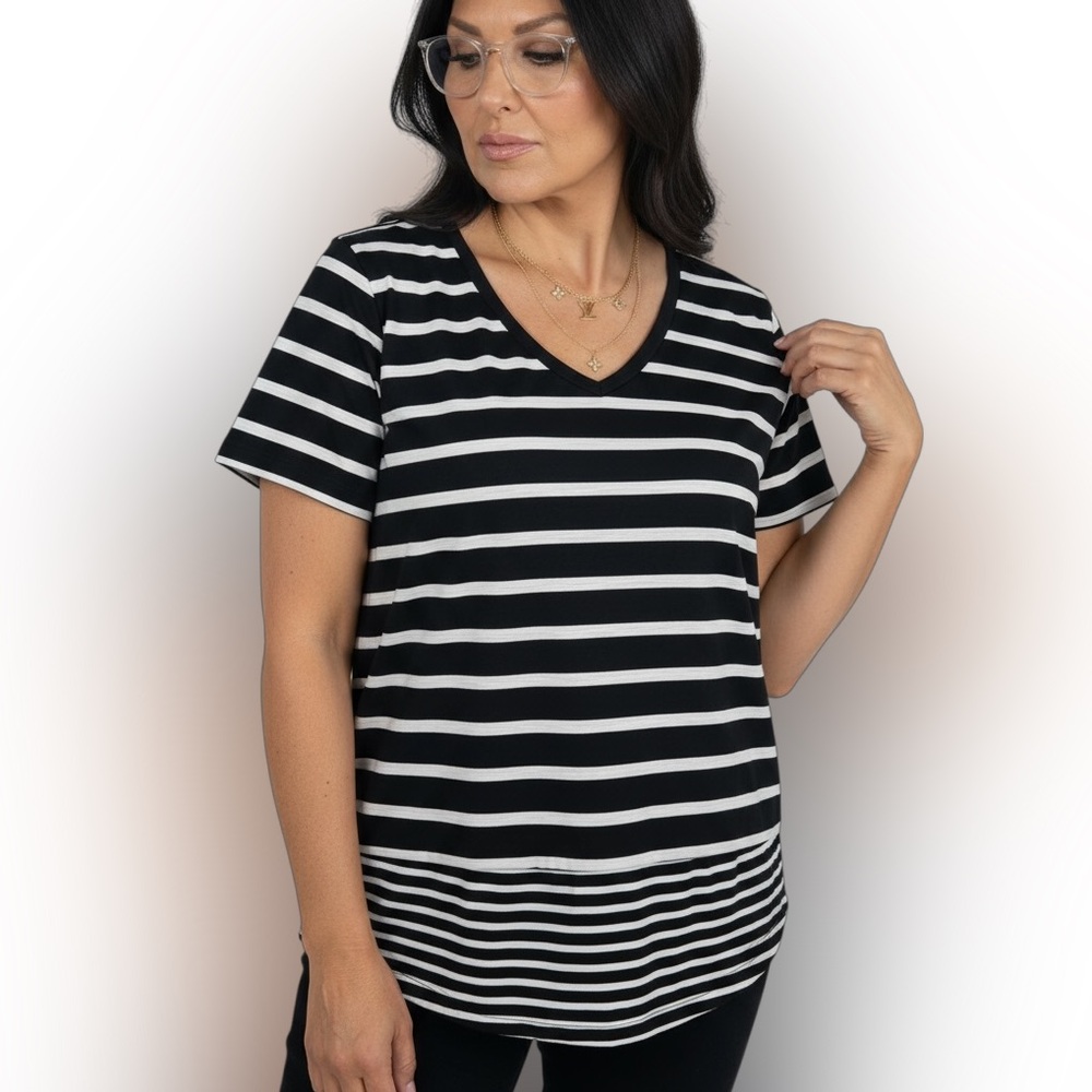 Ruby‎ Rd. Black and White Striped V-Neck T-Shirt